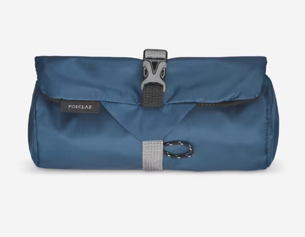 Trousse toilette pieghevole Forclaz 10€